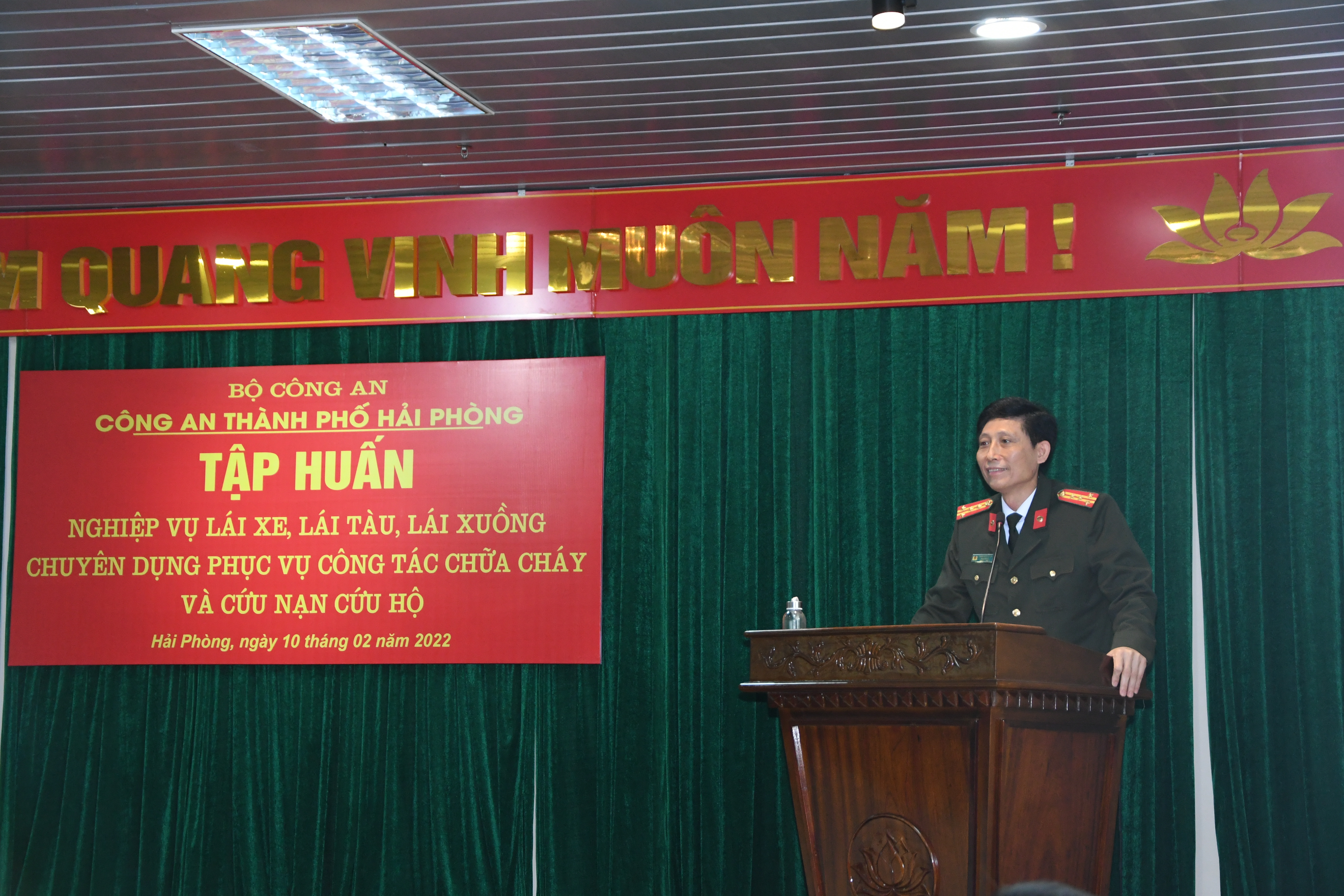 Tập huấn lái xe, tàu, xuồng chuyên dụng phục vụ công tác phòng cháy, chữa cháy và cứu nạn, cứu hộ